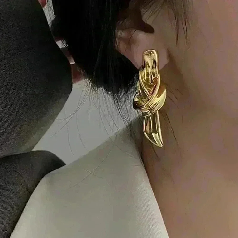 Yellow Gold Women's Knot Decor Earrings